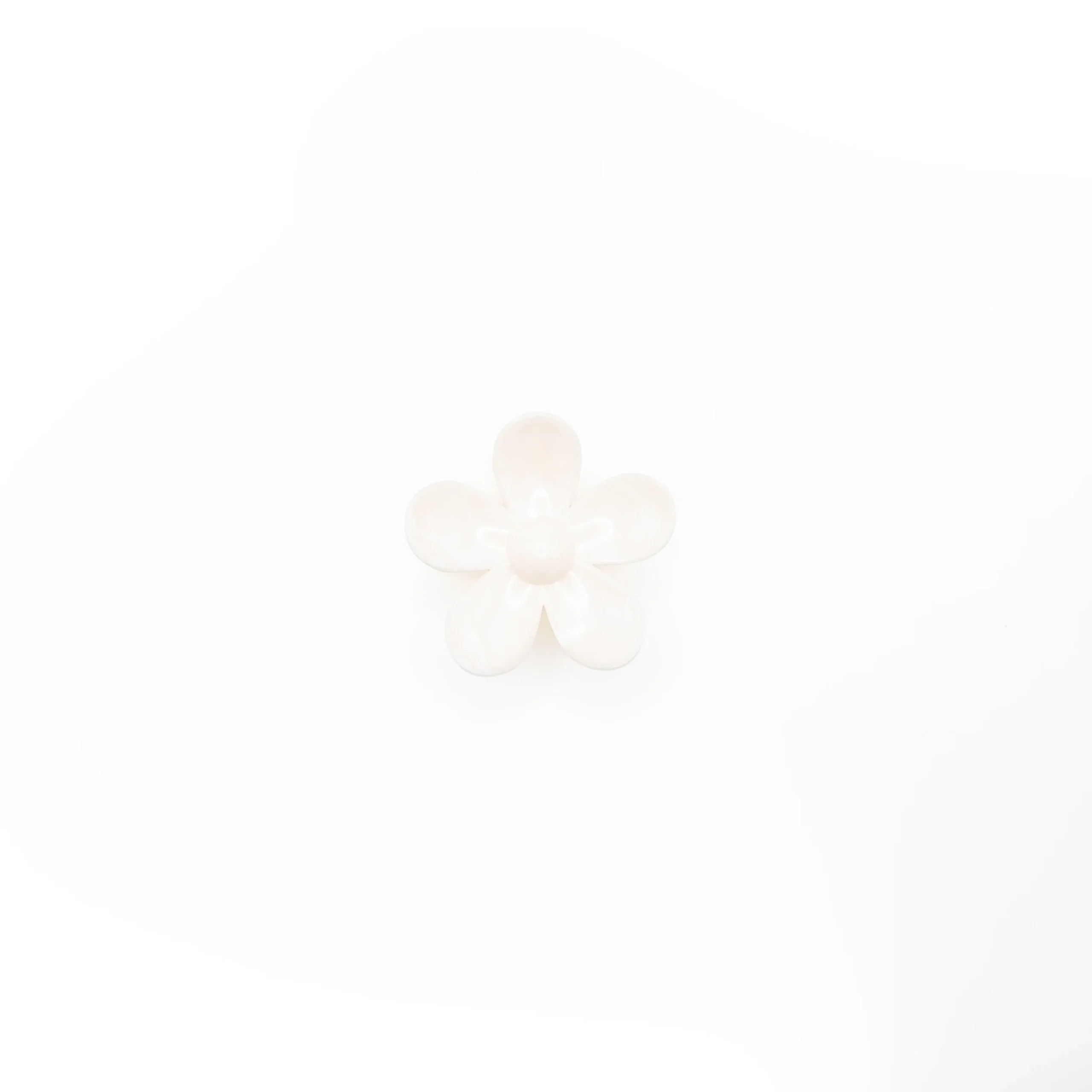 Pinza Flor Blanca - Imagen 3